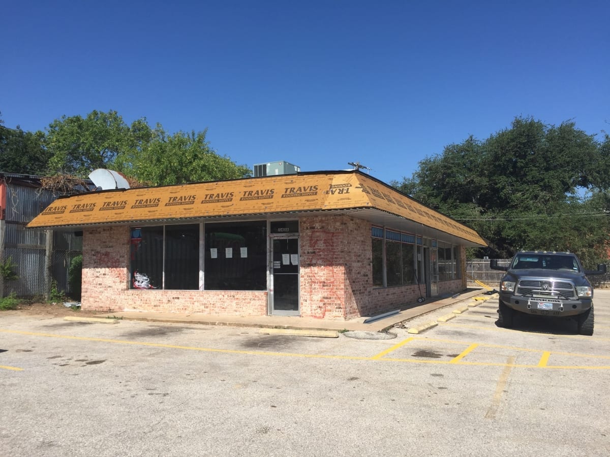commercial laundry exterior 2 – before.JPG commercial laundry exterior pink brick - before.JPG